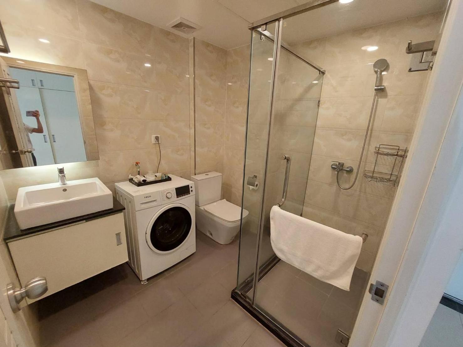 ซีเอ แอนด์ เอสเอ เซอร์วิซด์ อพาร์ตเมนต์ Hotel พนมเปญ ภายนอก รูปภาพ