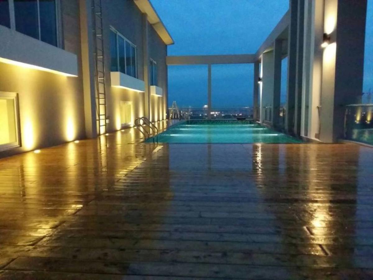 ซีเอ แอนด์ เอสเอ เซอร์วิซด์ อพาร์ตเมนต์ Hotel พนมเปญ ภายนอก รูปภาพ