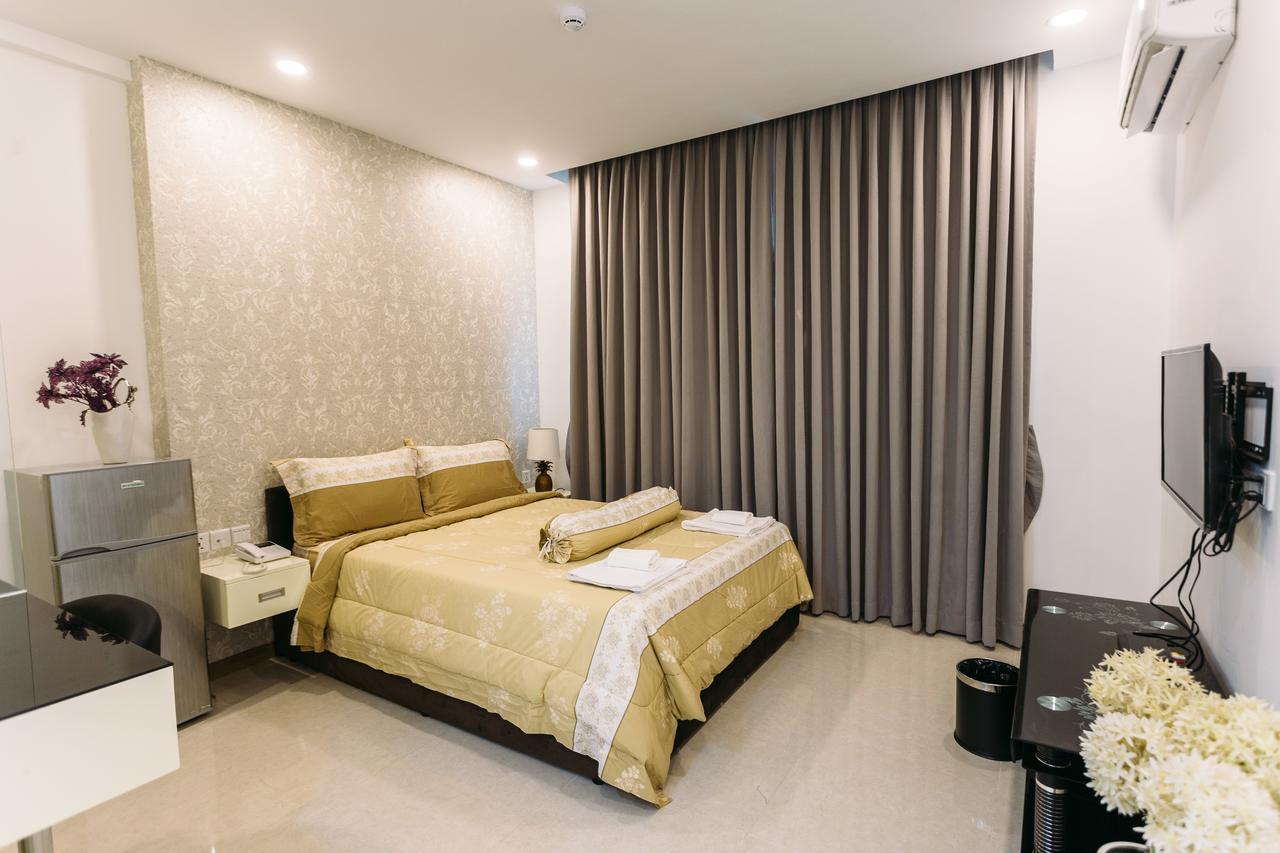 ซีเอ แอนด์ เอสเอ เซอร์วิซด์ อพาร์ตเมนต์ Hotel พนมเปญ ภายนอก รูปภาพ