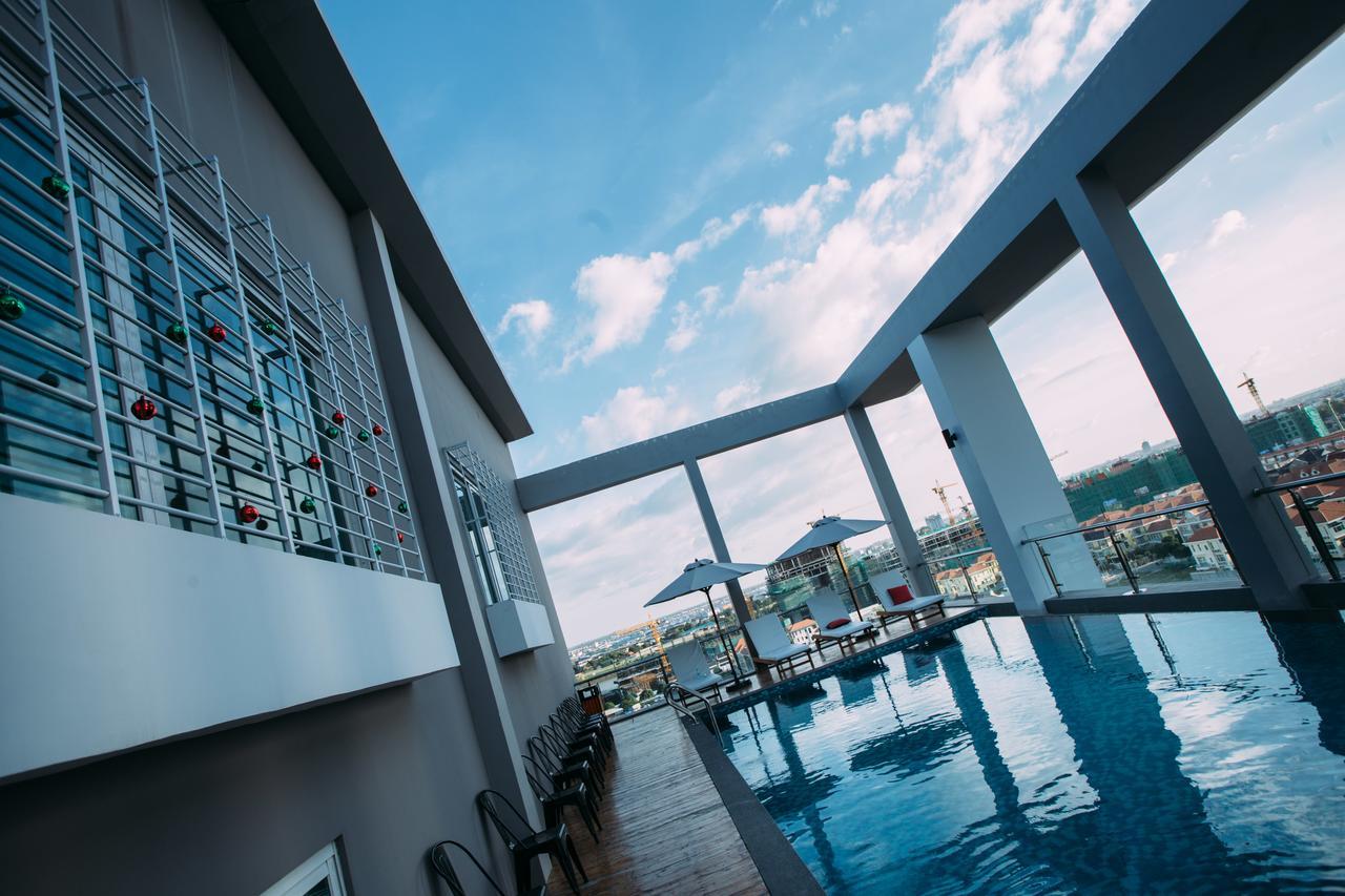 ซีเอ แอนด์ เอสเอ เซอร์วิซด์ อพาร์ตเมนต์ Hotel พนมเปญ ภายนอก รูปภาพ