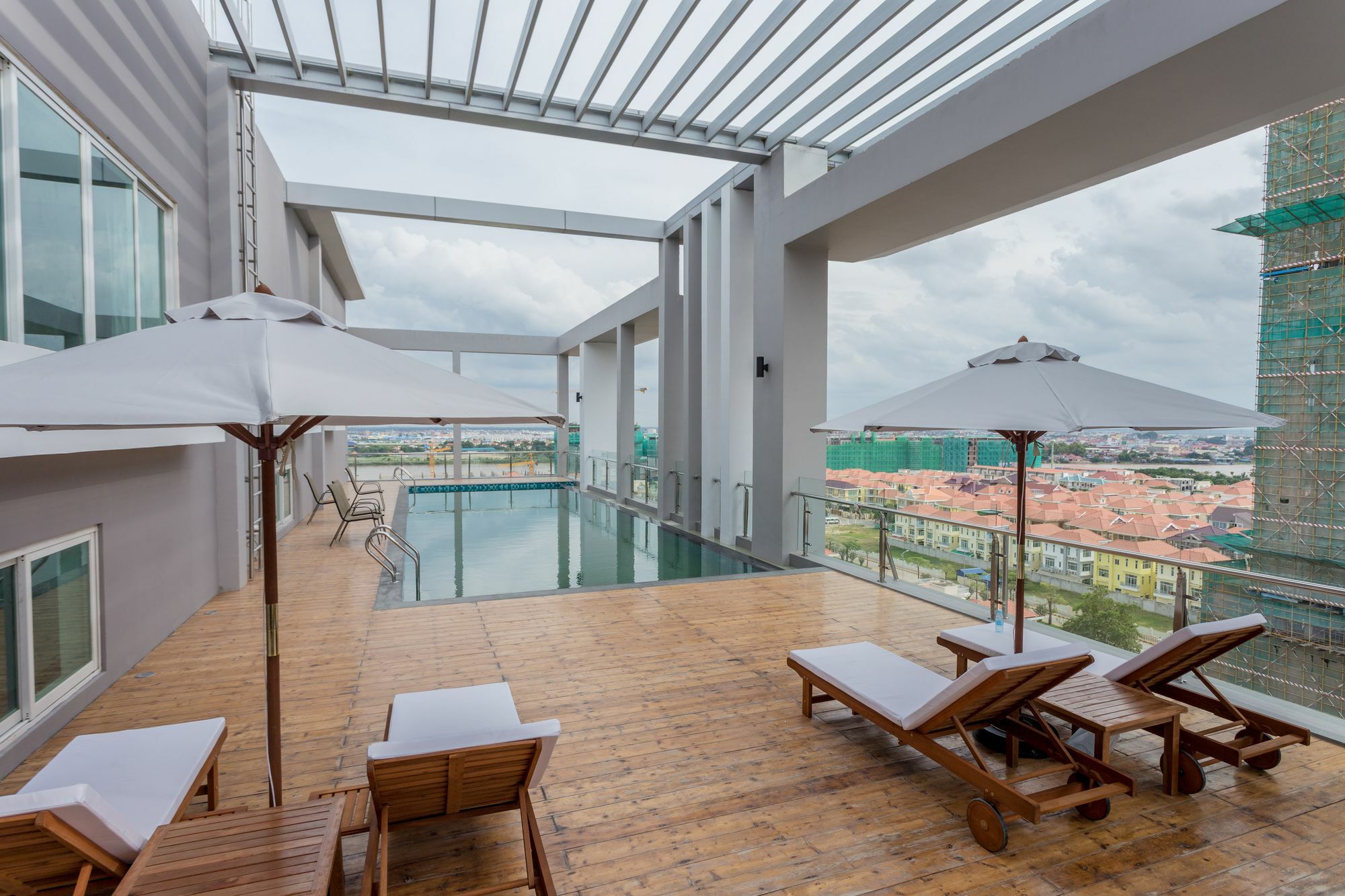 ซีเอ แอนด์ เอสเอ เซอร์วิซด์ อพาร์ตเมนต์ Hotel พนมเปญ ภายนอก รูปภาพ